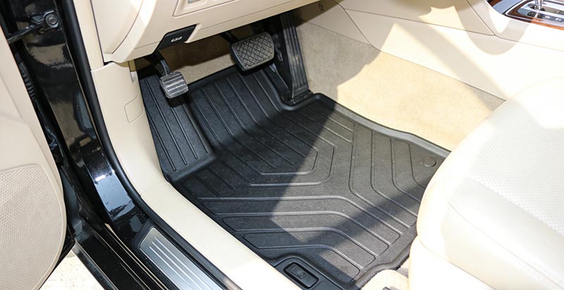 Easy to Clean Car Floor Mat Set